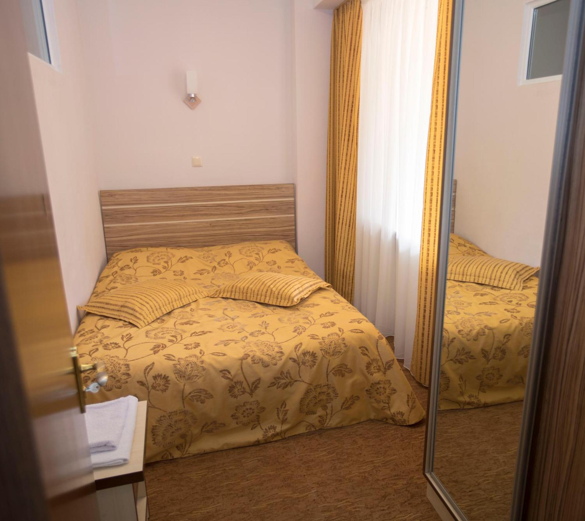 Tsaghkahovit Hotel ซากาดซอร์ ภายนอก รูปภาพ